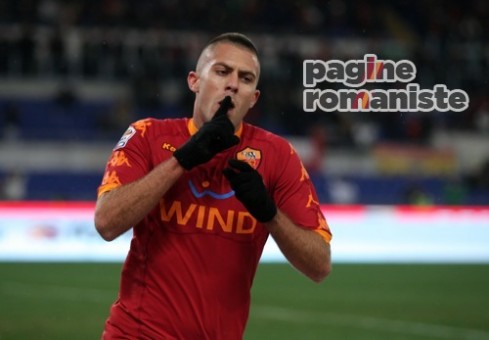 2010-11 - Roma-Cagliari Menez PR