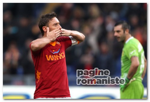 Roma-Chievo esultanza Totti gol PR