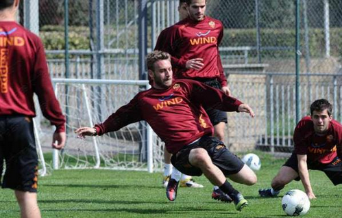 De Rossi asroma
