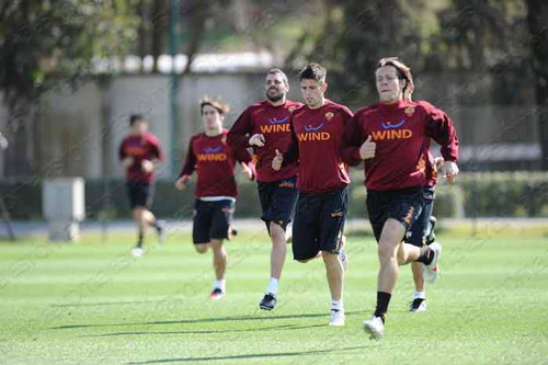 allenamenti Trigoria corsa gruppo asroma