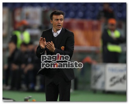 Luis Enrique applauso