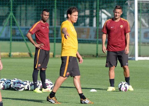 trigoria-allenamento-garcia-totti-ashley-cole