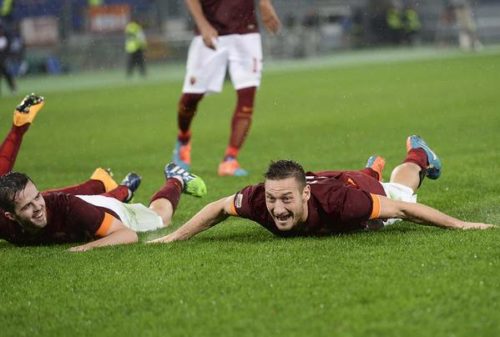 totti-pjanic-esultanza