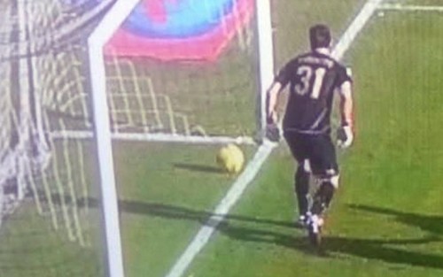 fotosequenza_gol_non_gol_udinese_roma_ansa