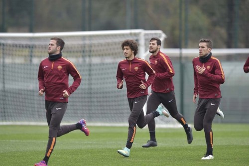 ucan pjanic strootman