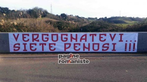 vergognatevi-siete-penosi-striscione