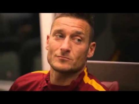Video thumbnail for youtube video A 38 anni, Totti è ancora un simbolo del marketing sportivo | Pagine Romaniste