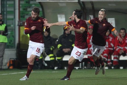 cesena-roma_derossi-gol-nainggolan-astori