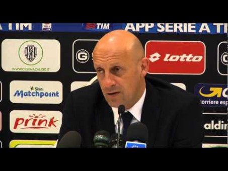 Video thumbnail for youtube video VIDEO - Di Carlo: "Il Cesena ha lottato, ha cercato di imporsi nonostante la Roma sia fortissima. Abbiamo retto l'urto", Mudingay: "Il gol preso era evitabile", Lucchini: "Dovevamo approfittare del loro momento negativo" | Pagine Romaniste