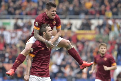 1roma-napoli_pjanic-iturbe9