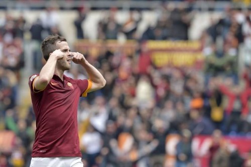 roma-Napoli_pjanic01