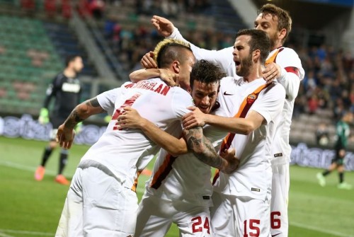 sassuolo-roma-florenzi-pjanic-derossi-nainggolan-esultanza