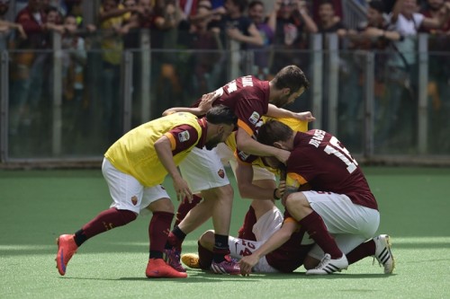 roma-genoa-florenzi-derossi-pjanic-esultanza-gol