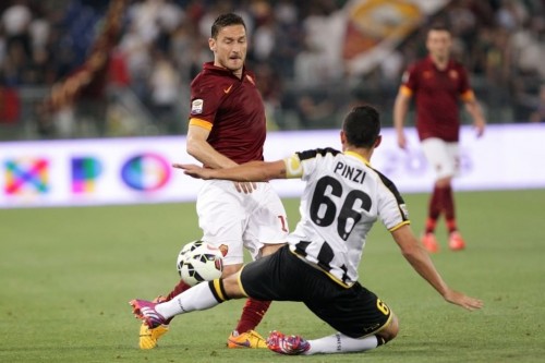 roma-udinese-totti-pinzi