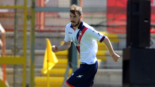 Foto LaPresse - Roberto Settonce 29/03/2015 Perugia ( Italia) Sport Calcio Perugia - Crotone Campionato di Calcio Serie B 2014 2015 Stadio "R. Curi" Nella foto:il giocatore del crotone mihai balasa Photo LaPresse - Roberto Settonce 29th March 2015 Perugia (Italy) Sport Soccer Perugia - Crotone Italian Football Championship League B 2014 2015 "Renato Curi" Stadium In the pic:crotone player mihai balasa
