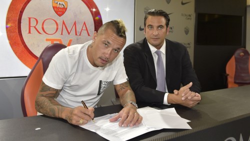 Radja Nainggolan Renews His Contract with AS Roma