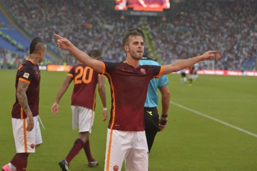 roma-juventus-pjanic gol esultanza32
