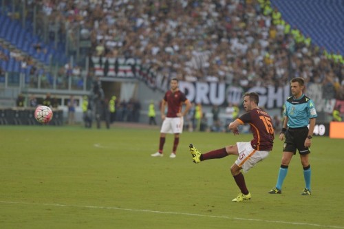 roma-juventus-pjanic punizione gol