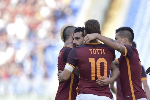 1roma-sassuolo-salah gol esultanza totti iturbe