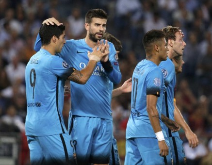 roma-barcellona-suarez pique gol esultanza