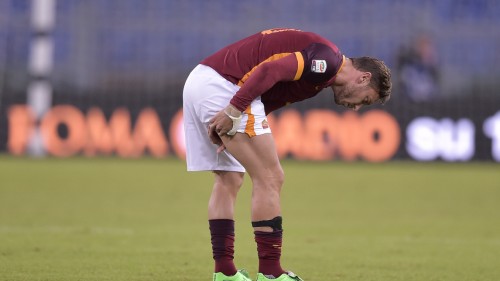 roma-carpi-totti infortunio21