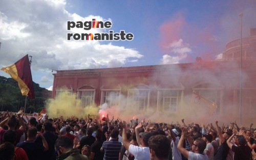 tifosi roma curva sud fuori