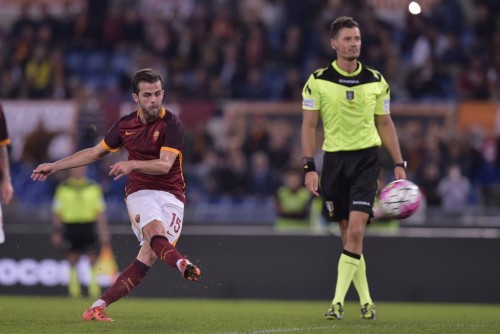 roma-empoli-pjanic punizione gol