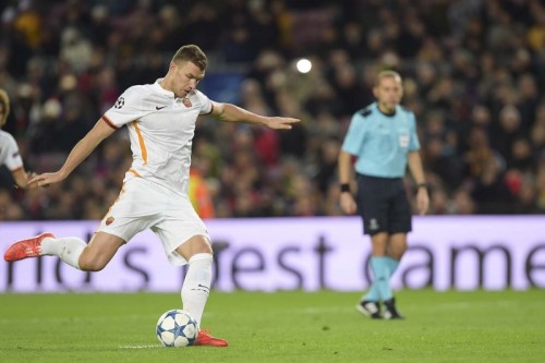 0barcellona-roma-dzeko rigore