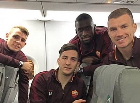 12272767_945609218827038_732023048_n