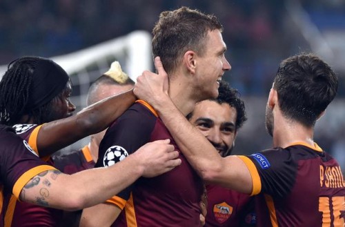 roma-bayer-dzeko-pjanic-salah-gervinho-nainggolan-gol-esultanza