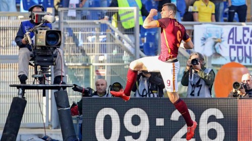 roma-lazio-dzeko-gol-esultanza1.