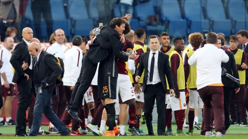 roma-lazio-garcia szczesny esultanza