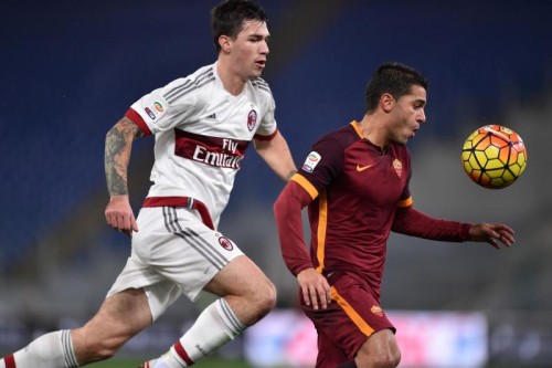 1roma-milan-iago falque romagnoli