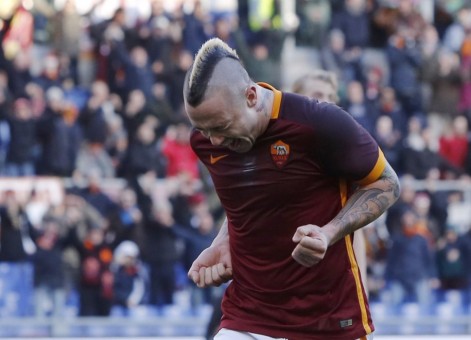 3roma-verona-nainggolan gol esultanza