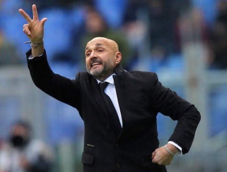 9roma-verona-spalletti difesa 3