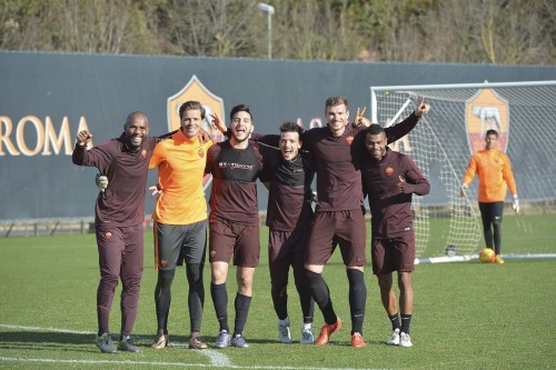 allenamento-roma-cole dzeko szczesny maicon manolas florenzi