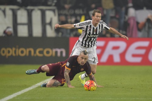 juventus_roma-nainggolan lichtsteiner