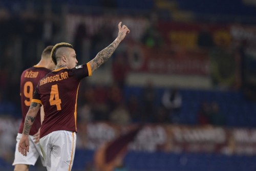 roma-frosinone-nainggolan gol esultanza0