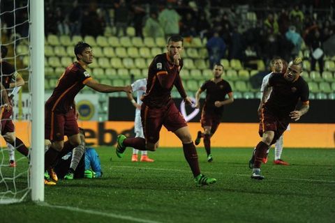 carpi-roma-dzeko-perotti-nainggolan-gol-esultanza