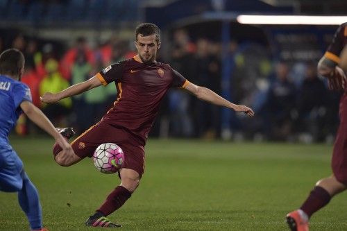 empoli-roma_pjanic tiro gol