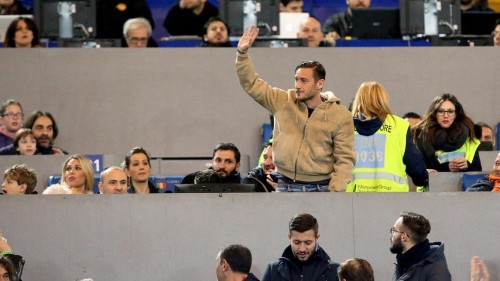 roma-palermo-totti3