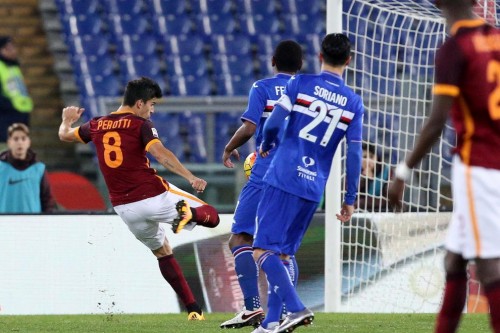 roma-sampdoria_-perotti tiro gol