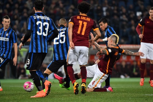 roma-inter-nainggolan tiro gol