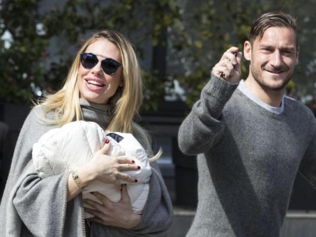 ilary-blasi-francesco-totti-isabel