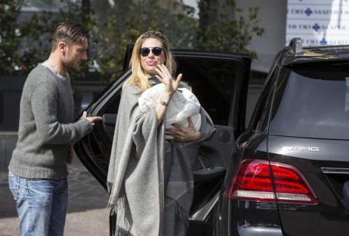 ilary-blasi-francesco-totti-isabel