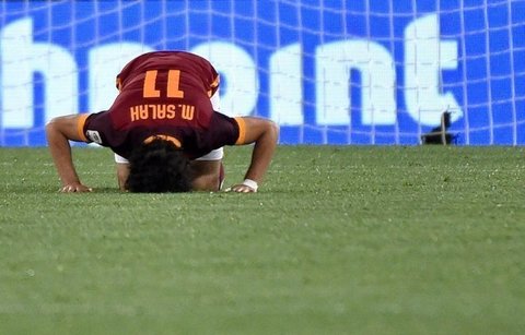 roma-bologna-salah gol esultanza