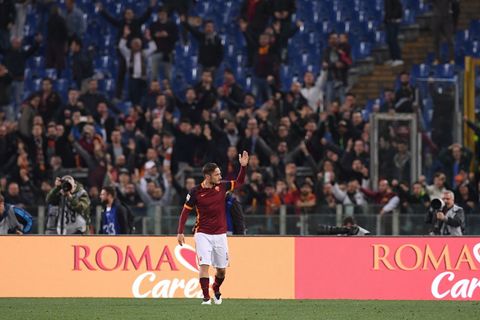roma-torino-totti-gol esultanza