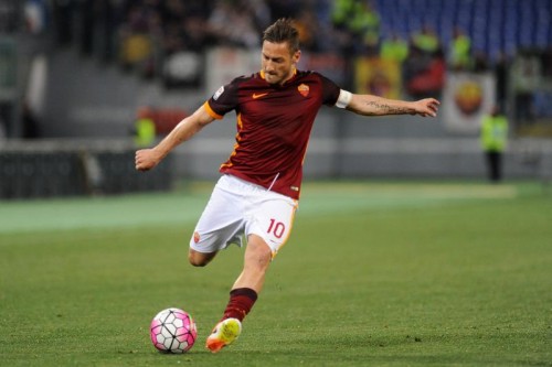 1roma_bologna_totti0