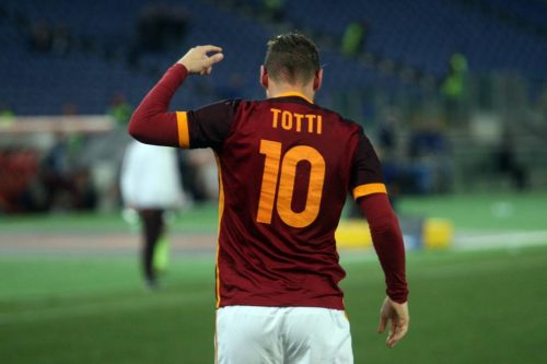 roma-torino-totti-gol esultanza