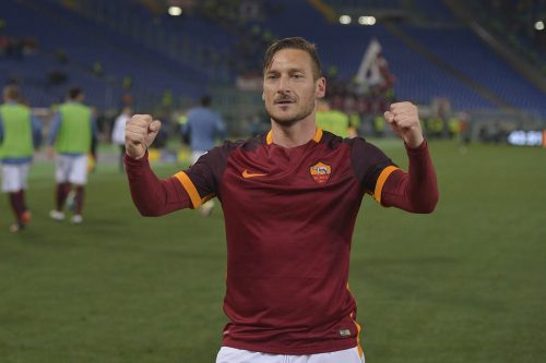roma-torino-totti-gol esultanza09